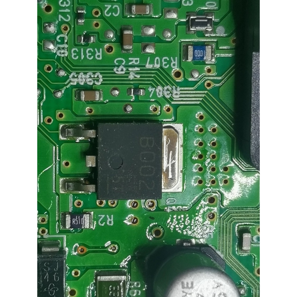 IC B002 BOO2 Chip Ecu Board New Original