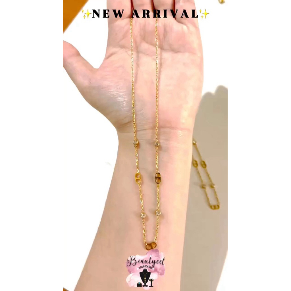 Kalung titanium bandul C D gold