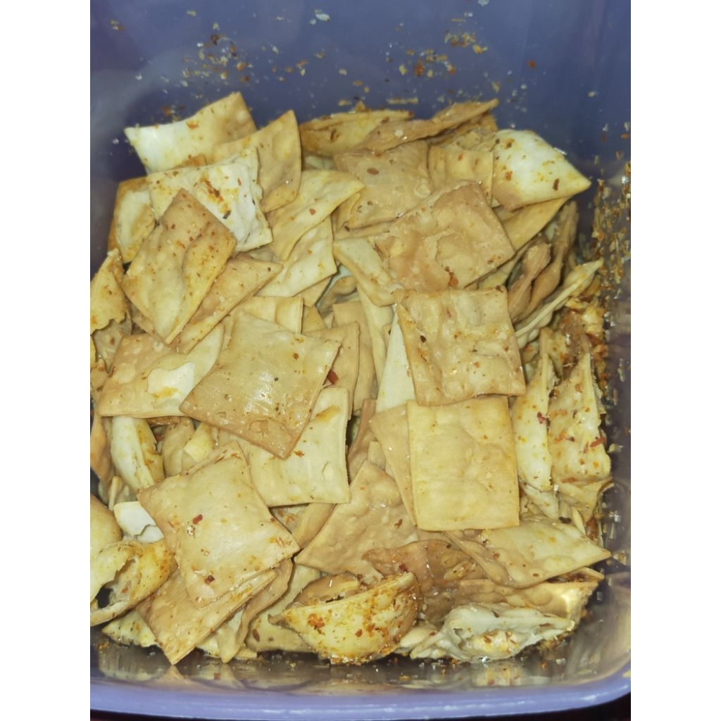 

Keripik pangsit pedas gurih 200g