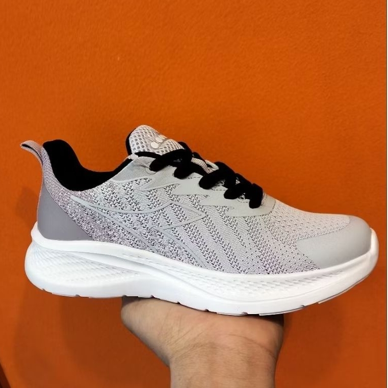 DIADORA NIAGA WOMENS RUNNING SHOES - GREY