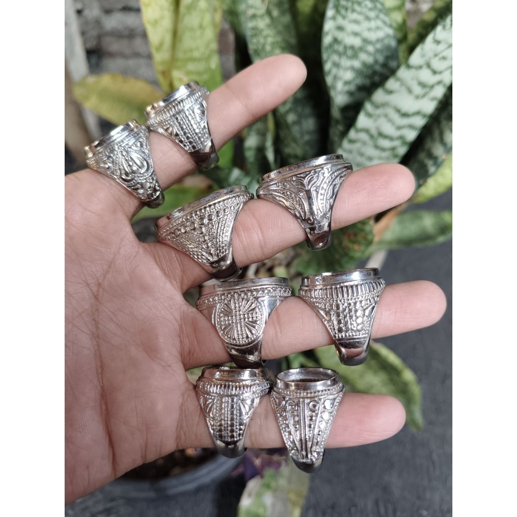 Ring Cincin Emban Alpaka Motif Ukir