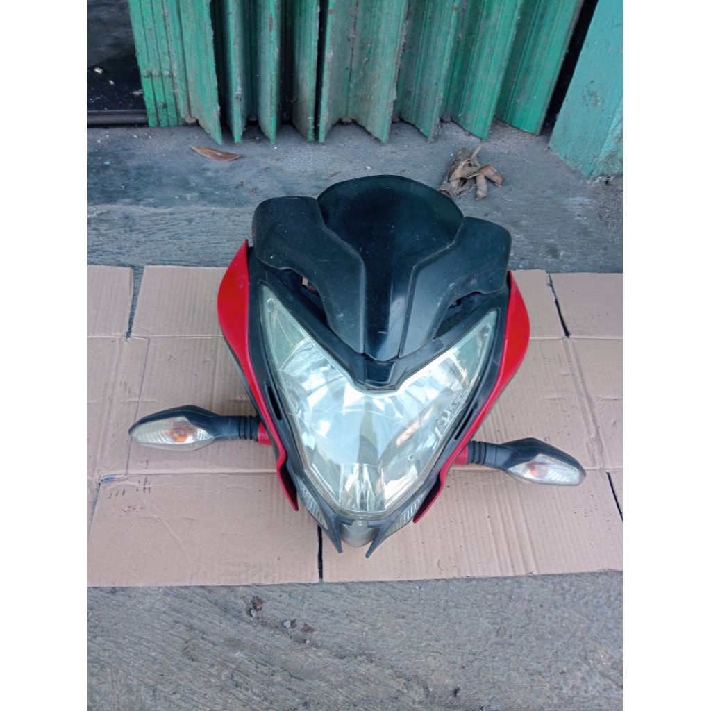 head lamp ns 200