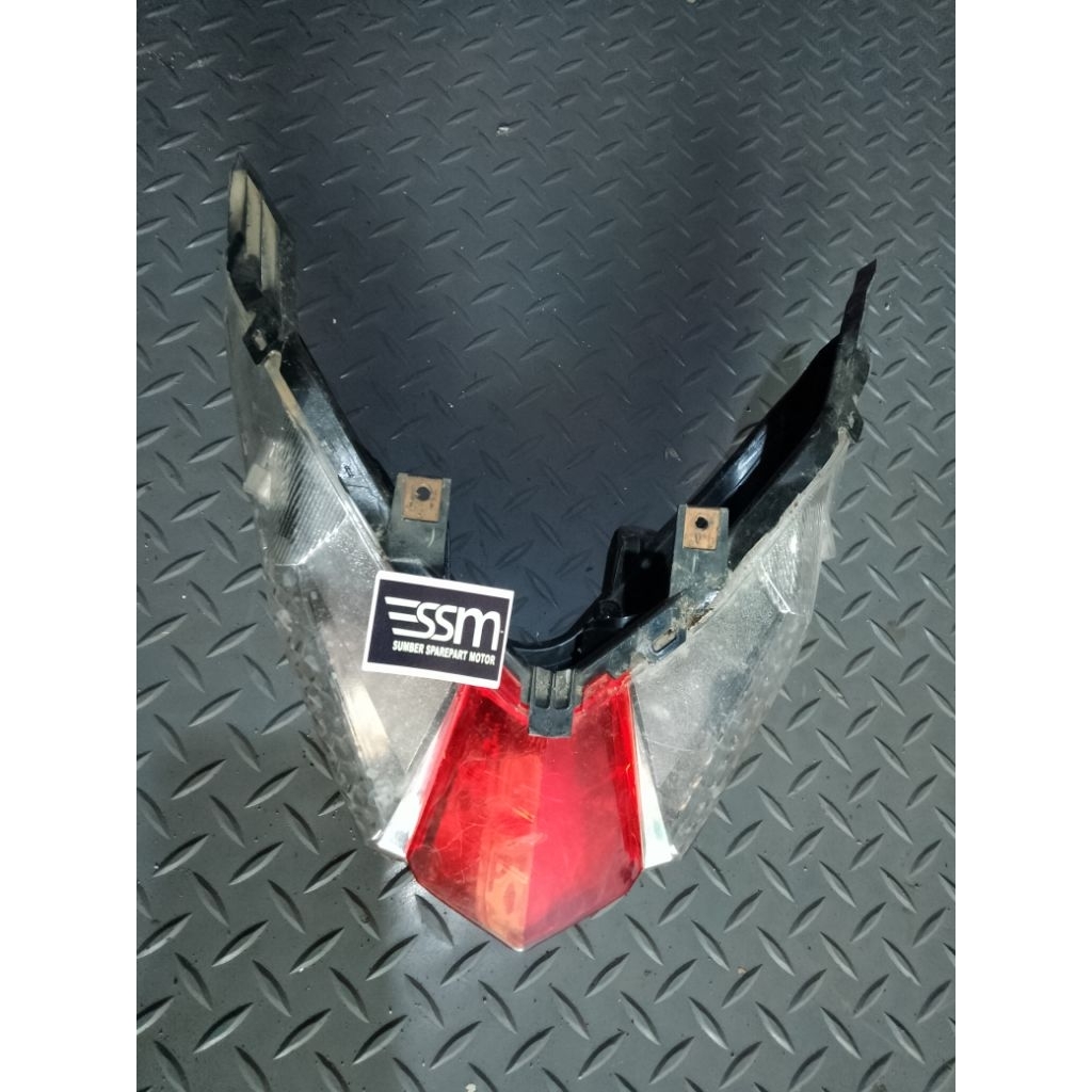 Lampu Belakang Vario 125 150 Led Old Original