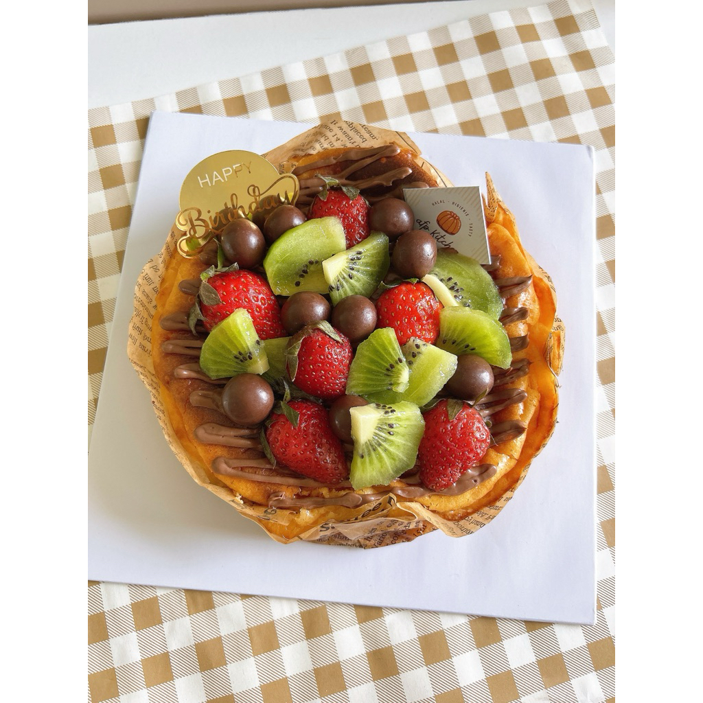 

burnt cheese cake full topping buah