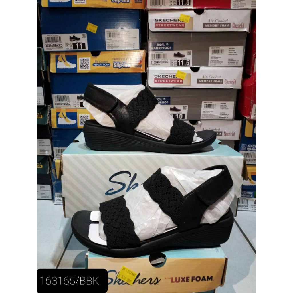 PromoSendalSkechersWanita-SkechersGoWalk7-SkechersOriginal