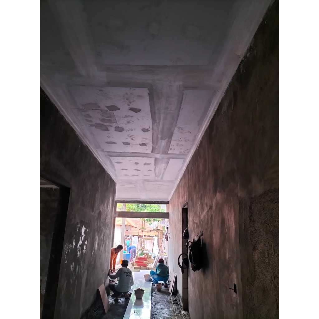 Renovasi Rumah Ms. R - Tahap pemasangan plafon gypsum