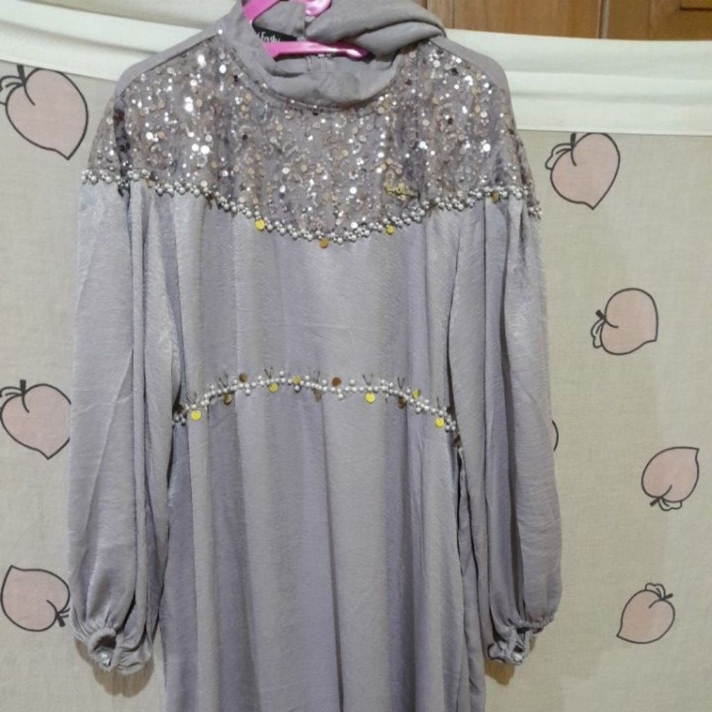 Gamis set jilbab segi empat