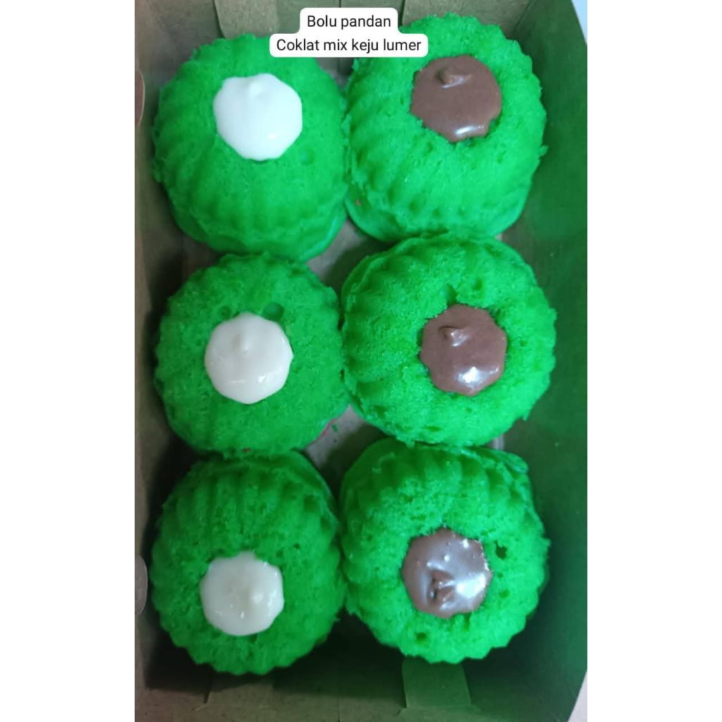 

bolu pandan keju+coklat lumer dibuat dadakan fresh langsung dikirim