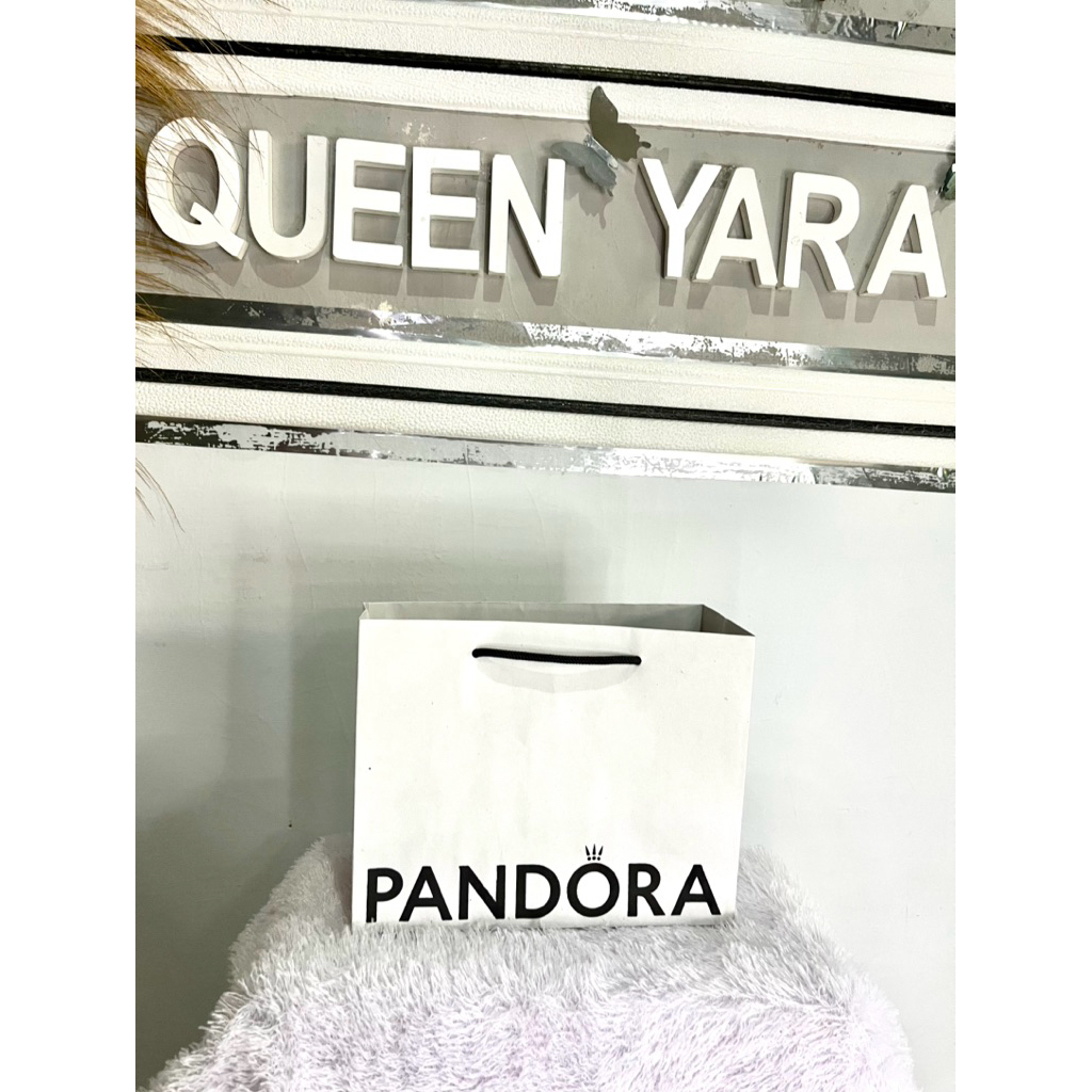 

PAPERBAG P4ND0R4 untuk tas kado