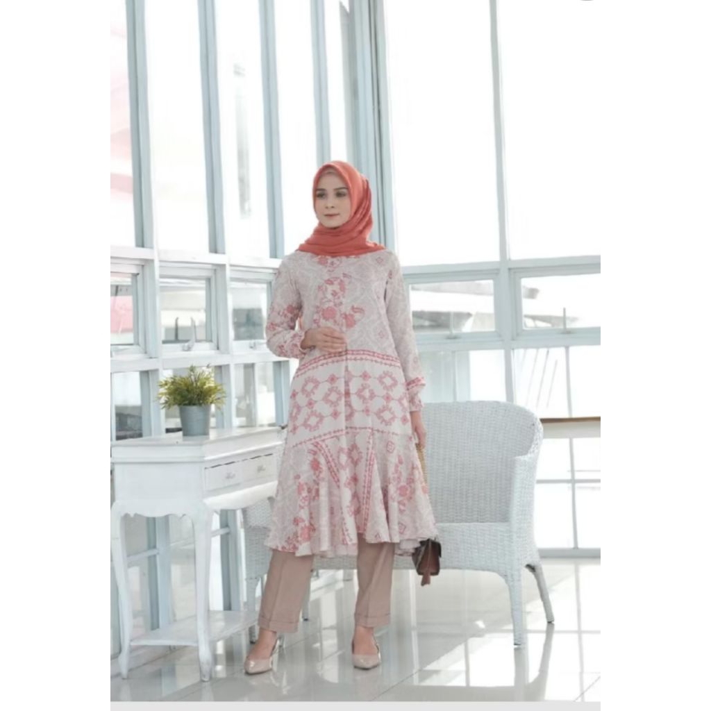 Preloved Tunik Yamina by My Lady Hijab Size XL