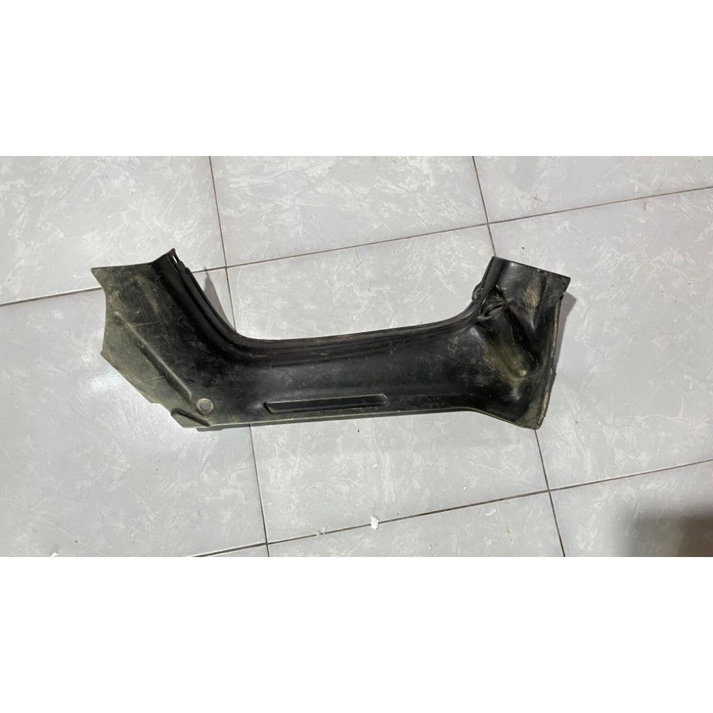 sayap dalam kanan yamaha force one original