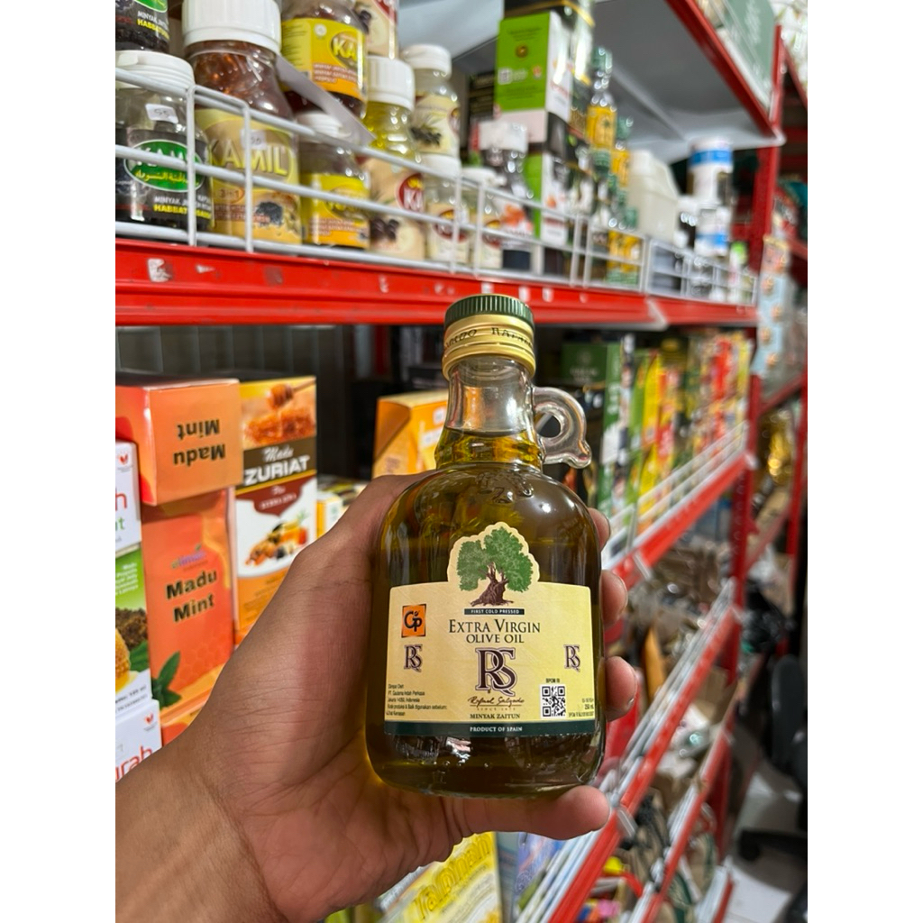 

Rafael Salgado Minyak Zaitun Olive Oil RS 250ml Extra Virgin Dengan Vitamin E Dan Asam Linoleat Untuk Kesehatan Dan Kecantikan Kulit