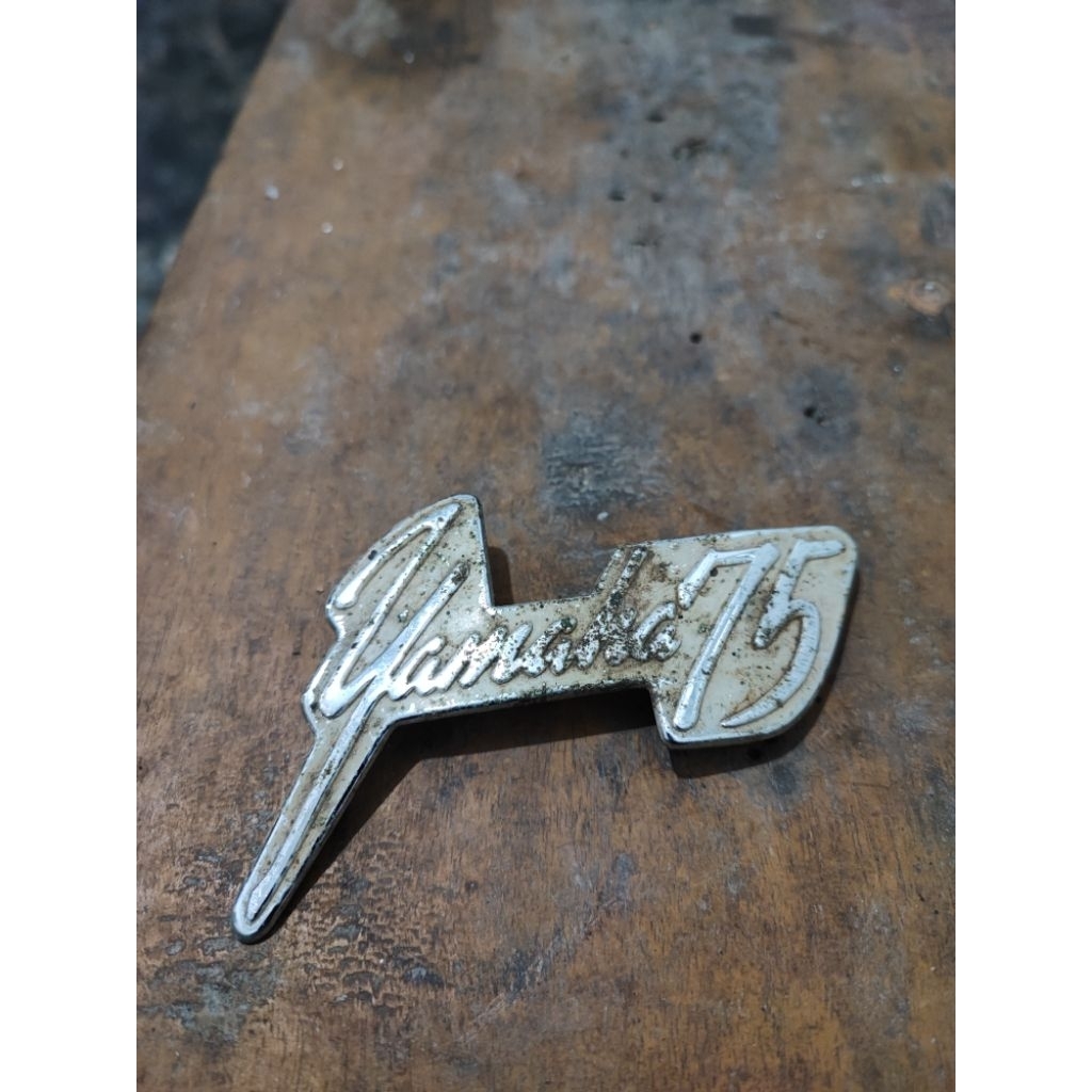 emblem sayap v75 latin simbol lengsil v75 latin logo Yamaha 75 original