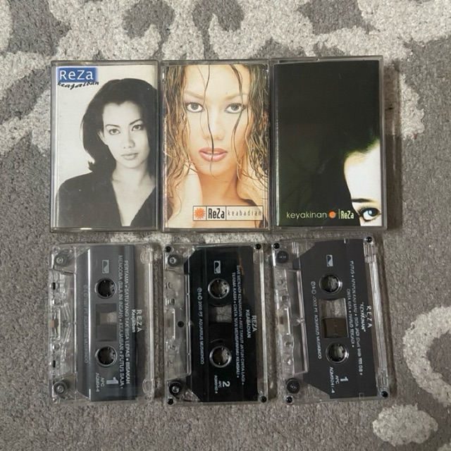 Kaset Pita Reza Artamevia (Sepaket)