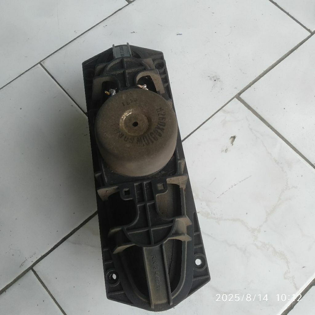 speaker tv tabung Polytron 21inch lonjong copotan