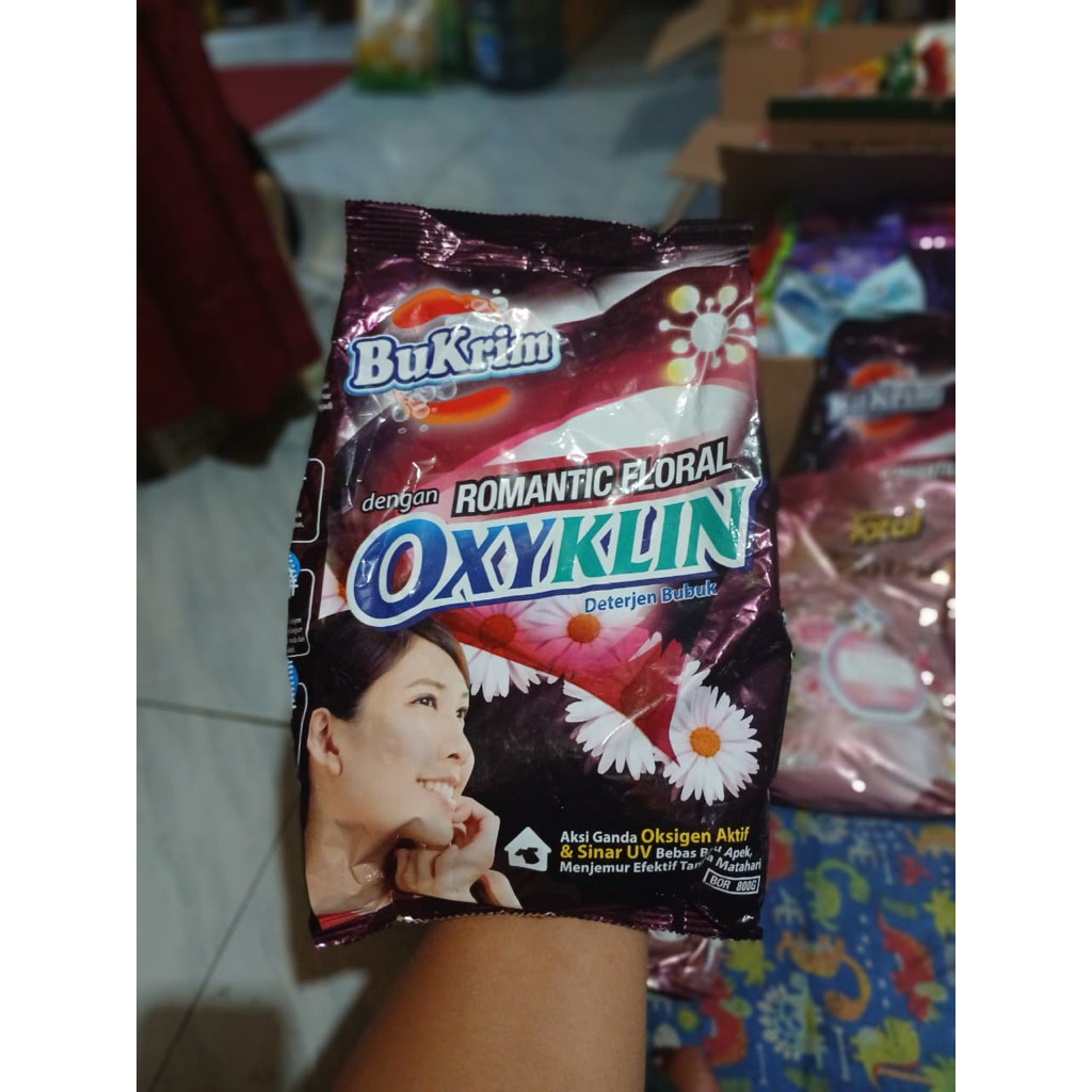Bukrim oxyklin detergent bubuk pencuci pakaian