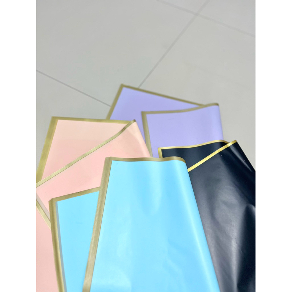 

{5LEMBAR} KERTAS SOLID GOLD LINE COLOR CELLOPHANE FLOWER WRAPPING UNTUK KERTAS BUKET BUNGA
