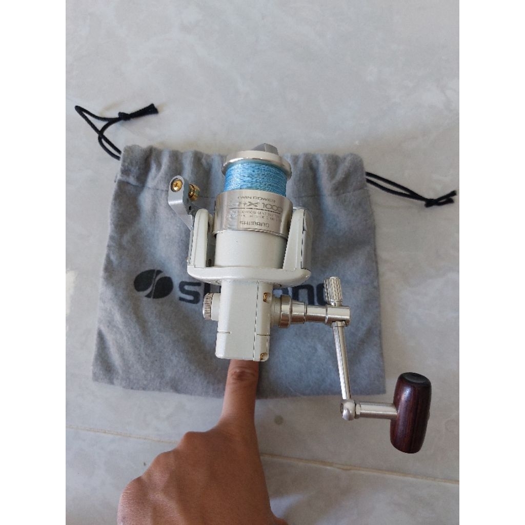 Reel shimano GT+X 1000