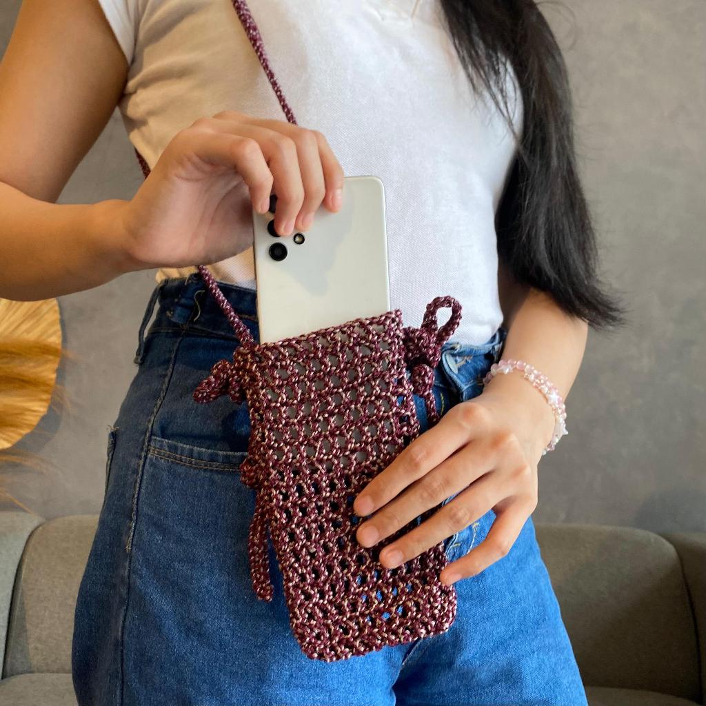 TAS RAJUT SLING PHONECASE BY SREE/TAS HANDPHONE/TAS TAJUT KEKINIAN/TAS RAJUT LINE BETWEEN/TAS RAJUT 