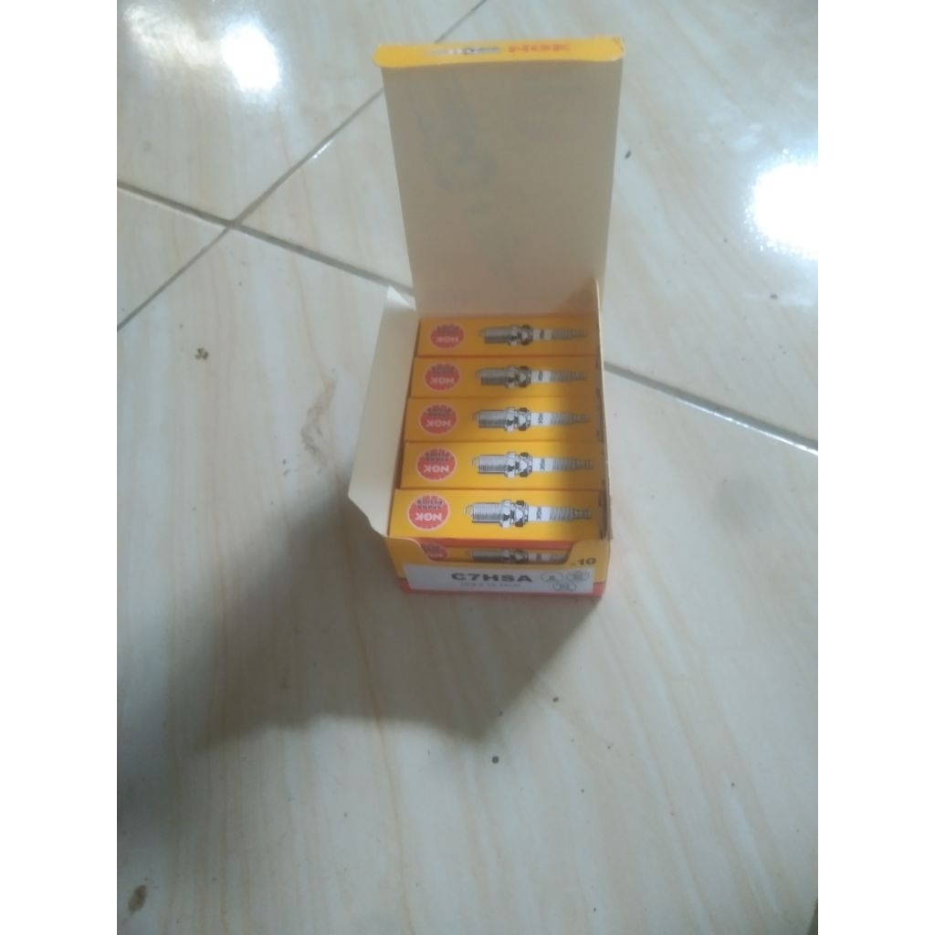 BUSI NGK C7HSA ,busi supra,karisma,grend,honda/Yamaha ori