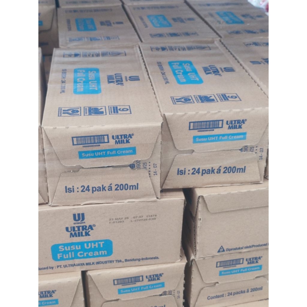 

susu uht full cream 200ml/dus(24)