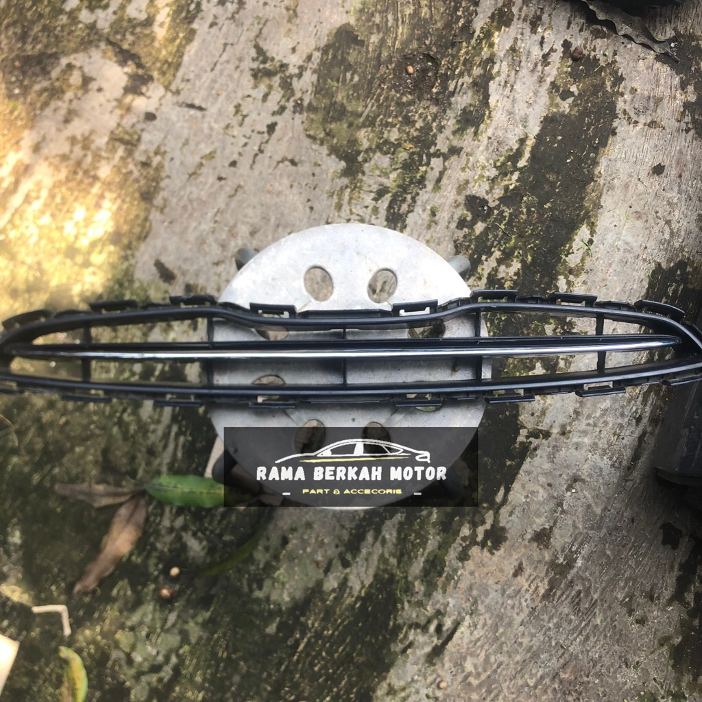 Grill Bemper Mobil Nissan March ORIGINAL