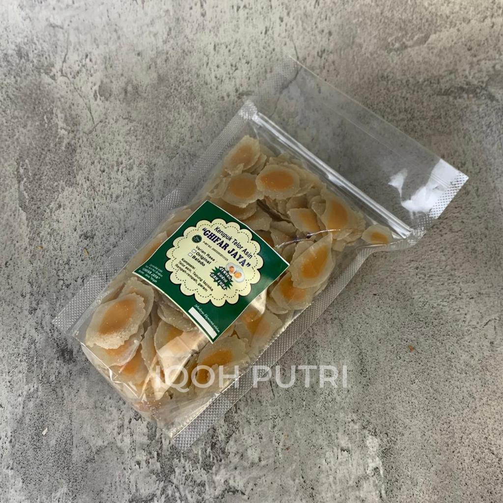 

Kerupuk Telur Asin Mentah - khas Brebes