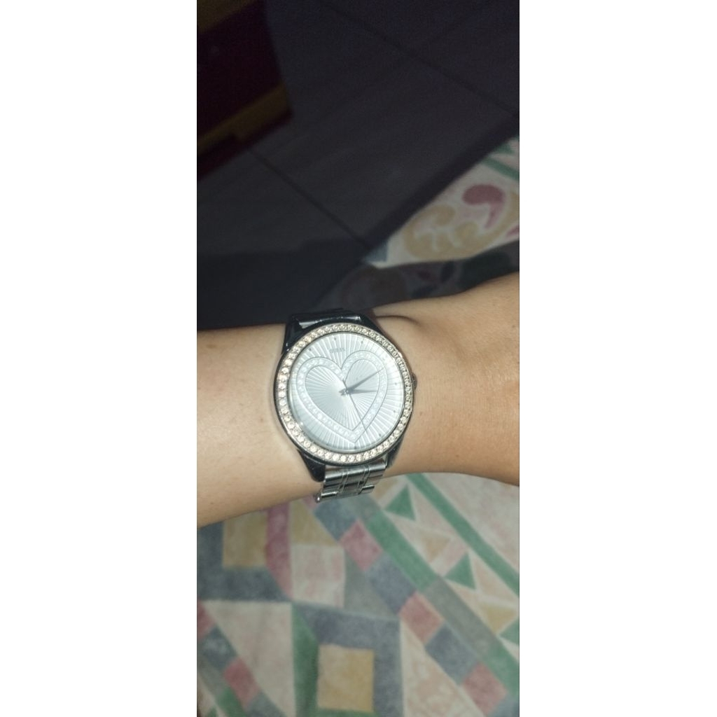 Jam guess ori preloved