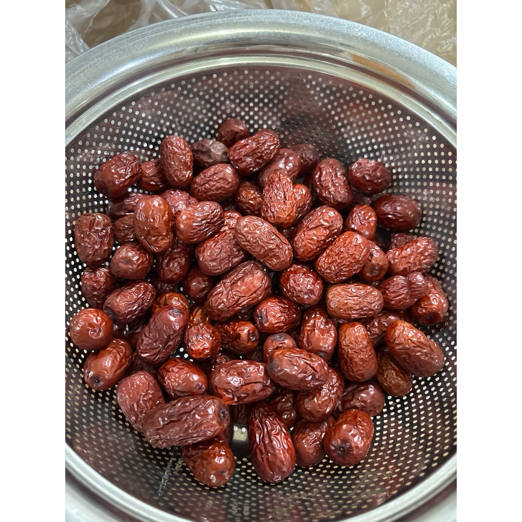 

Hong zao / kurma merah china ukuran sedang / angco ang co / red dates / 1000gr