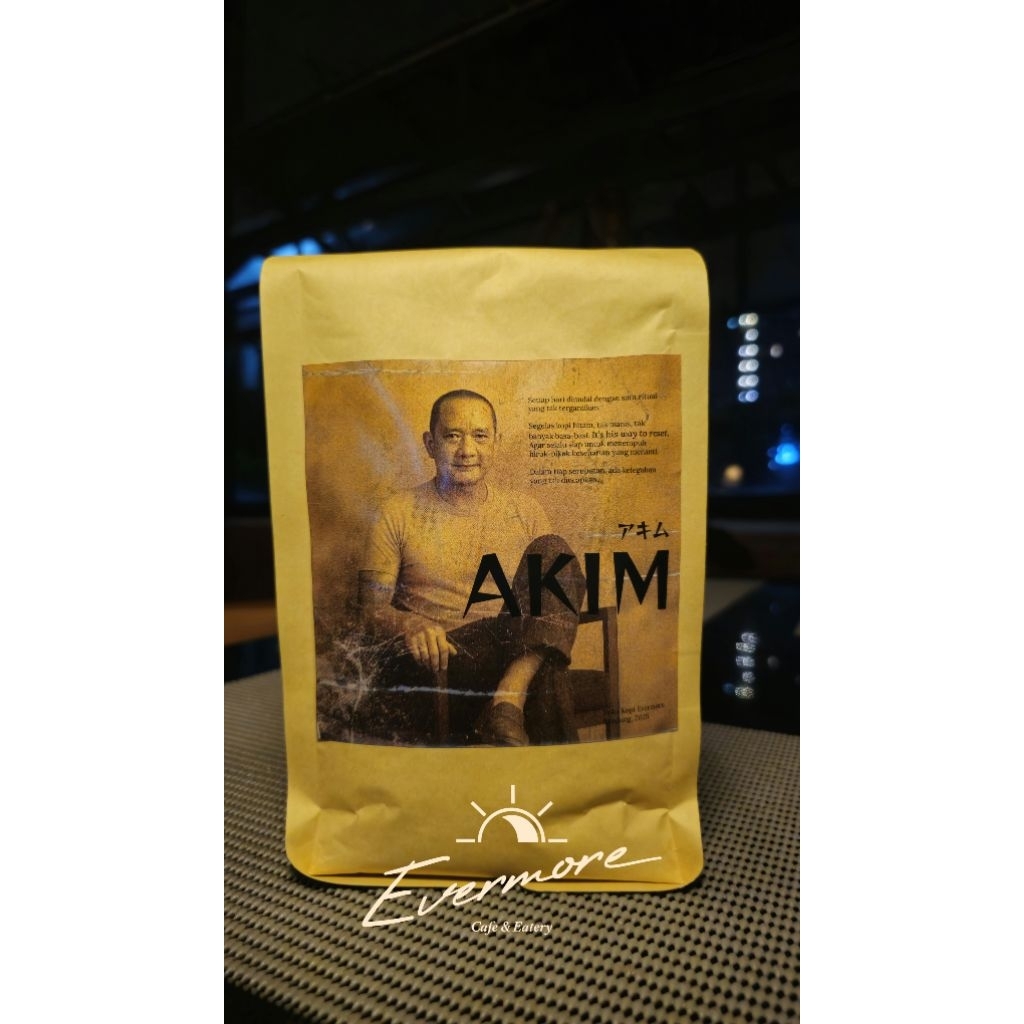 

Biji kopi hitam akim
