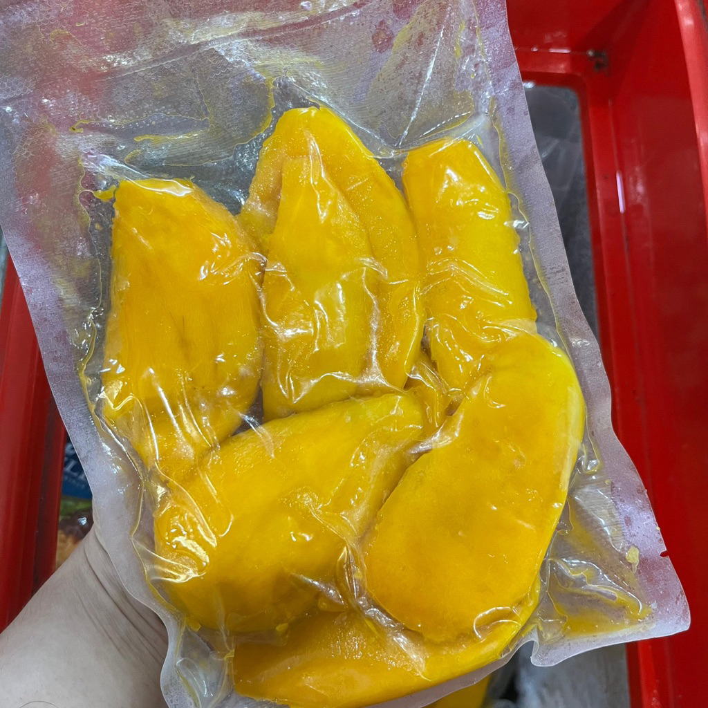 

MANGGA FROZEN MANGO BUAH MANGGA BEKU 500 GRAM