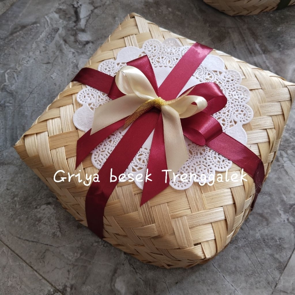 besek bambu pita UK 20x20 sepsang