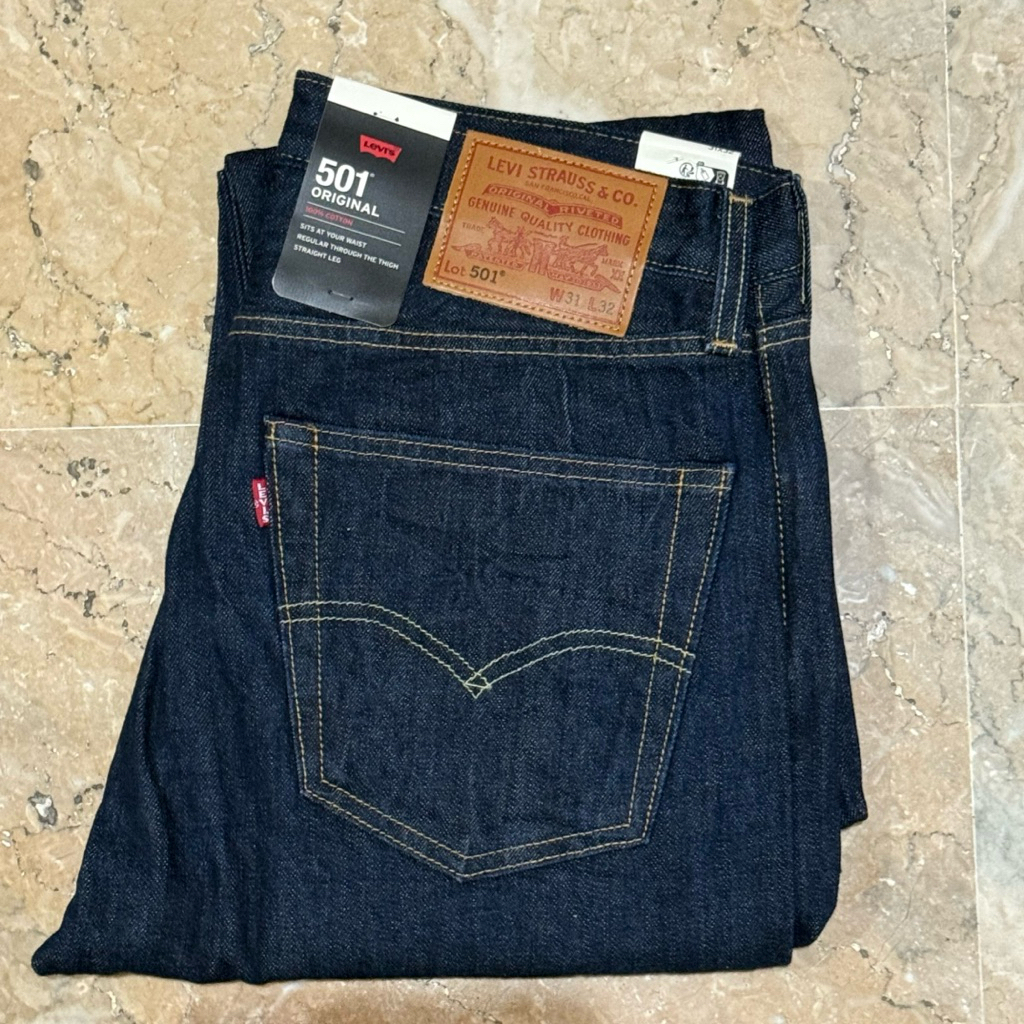 Jeans Pria 501 Original Fit 501-1484 Crispy Rinse - Celana Jeans Branded - 100% Original
