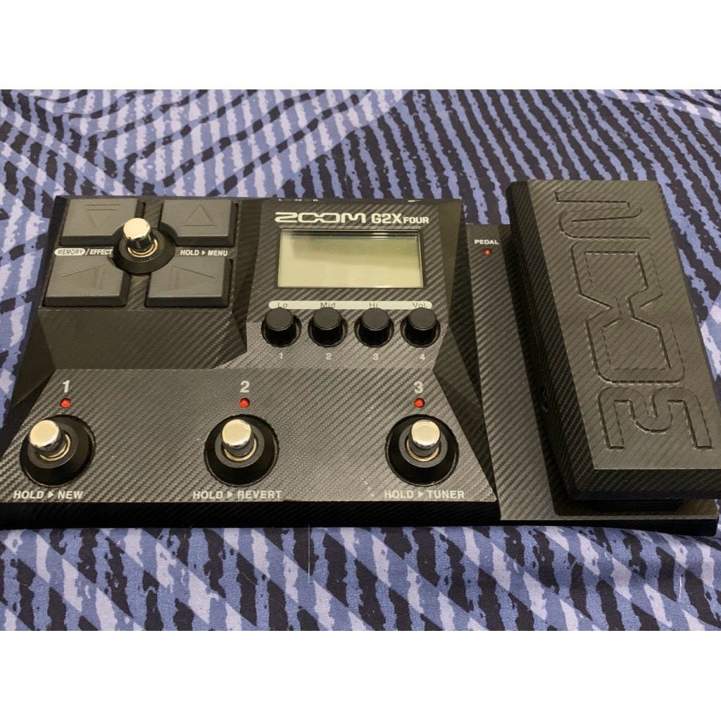 Efek Digital Zoom G2x Four