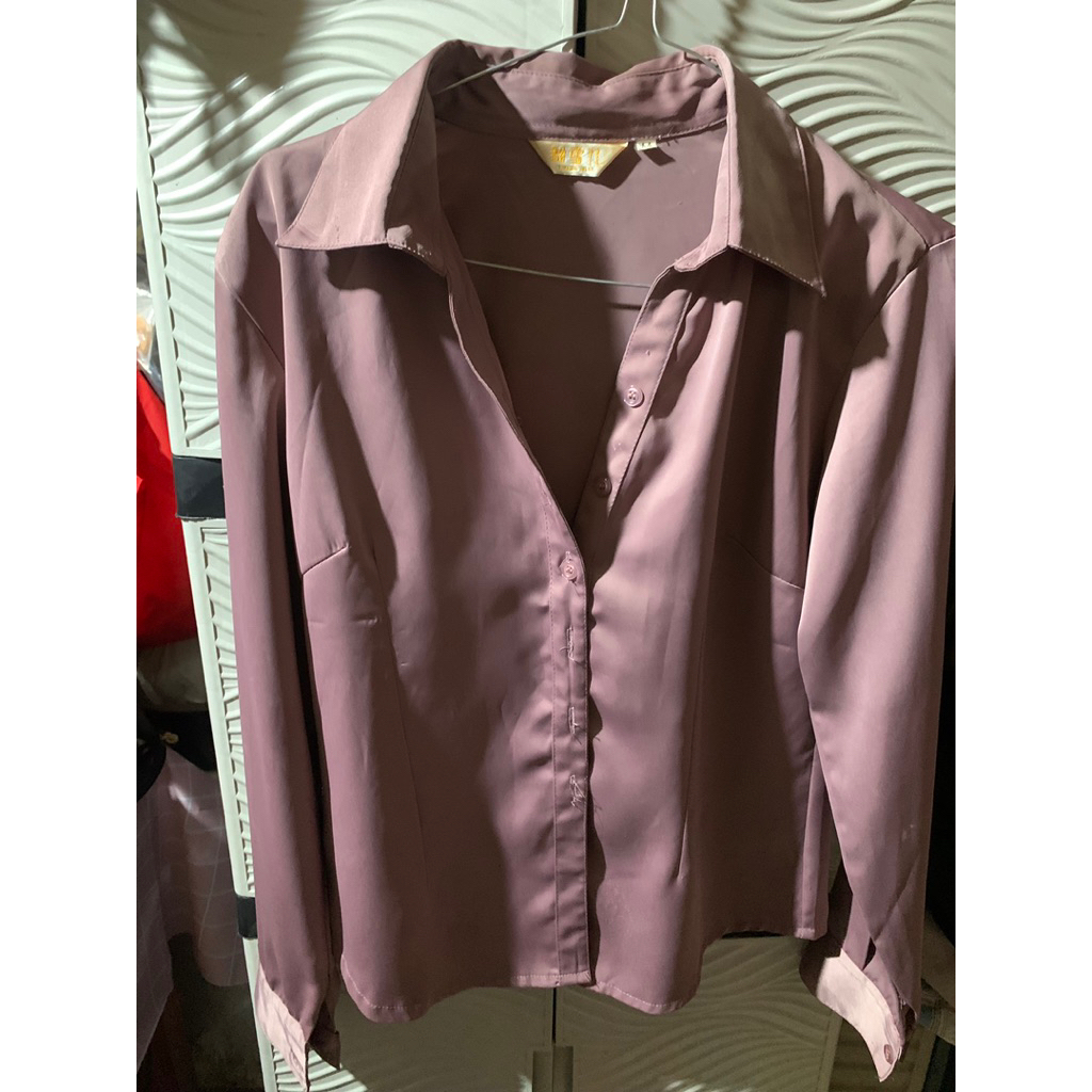 PRELOVED kemeja satin