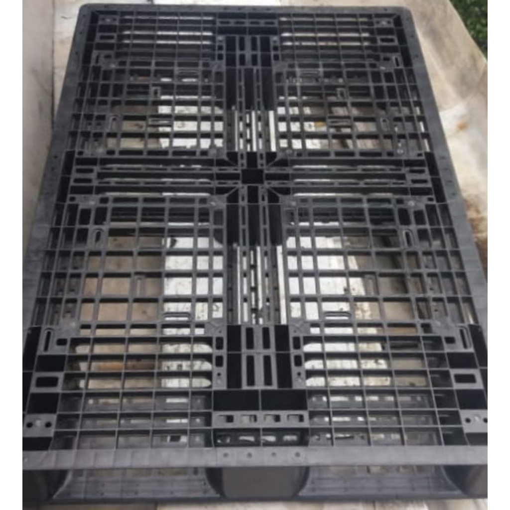 

palet plastik BARU/NEW uk 120x80x12 kapasitas 1 ton