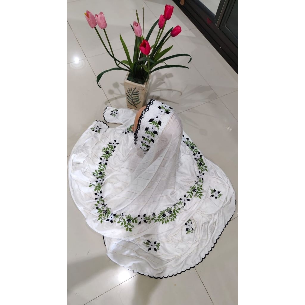 Mukena terusan sutera ori sutera blits sutera jepang