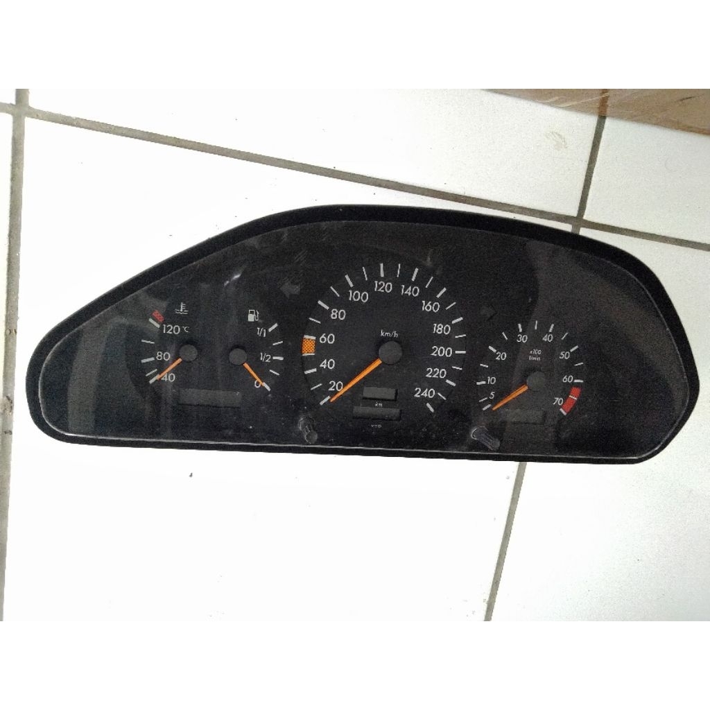 Speedometer Mercedes-Benz C180 W202