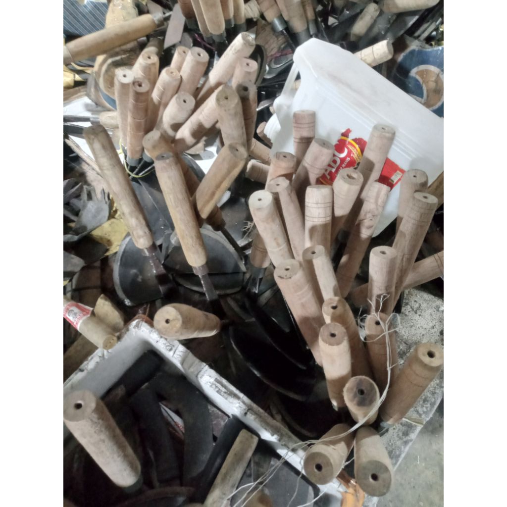 Kored Cangkul Mini Serbaguna Alat Pertanian & Perkebunan