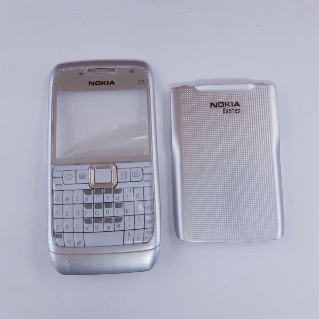 casing nokia e71