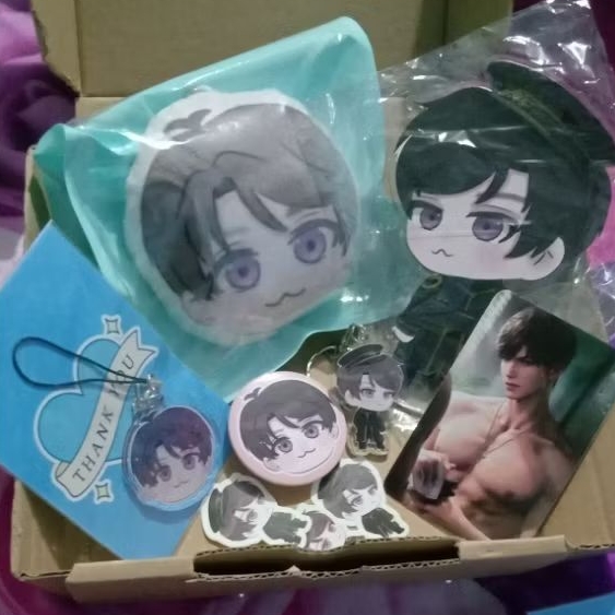 hampers Caleb Merch love and deepspace