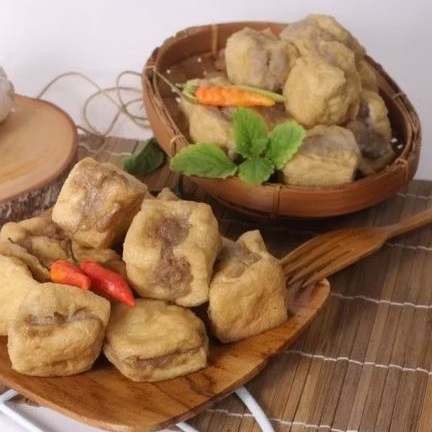 

MR_TAHU TUNA /TAHU BAKSO AYAM /TAHU BAKSO URAT /CIPTA RASA KHAS PACITAN Best Seller