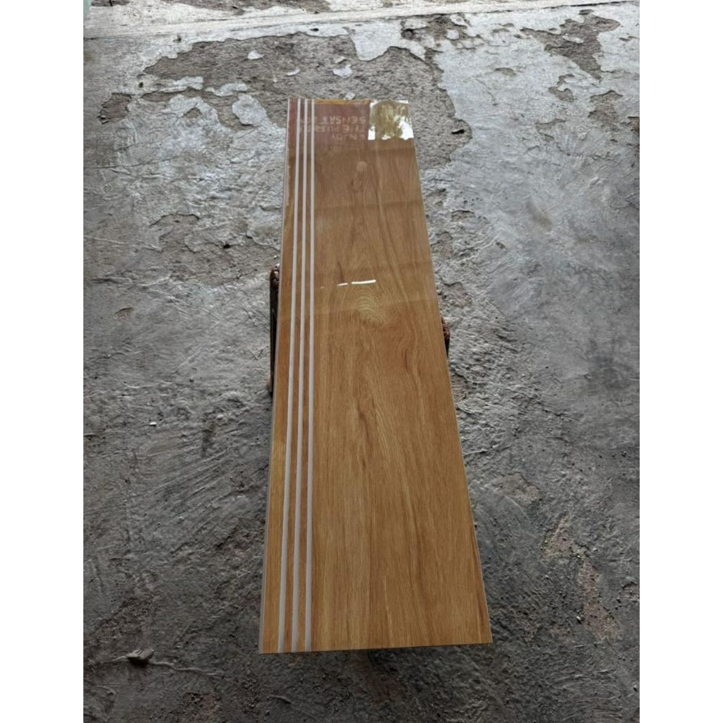 Granit tangga 30x80 30x90 30x100 30×120 List plint keramik granit lantai custom ukuran
