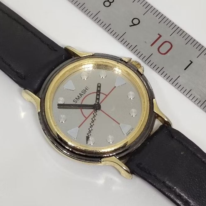 Jam Smash Mirror Dial Detik Unik Bekas