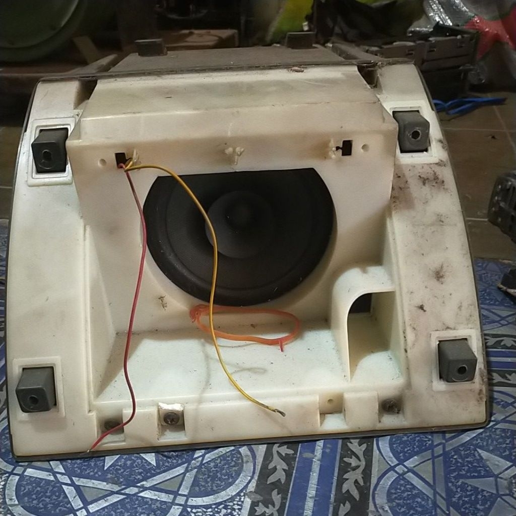 speaker plus box 4.5 inc lepasan dari TV