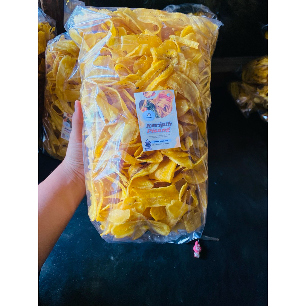 

KRIPIK PISANG 3 PUTRI 1/2 kg