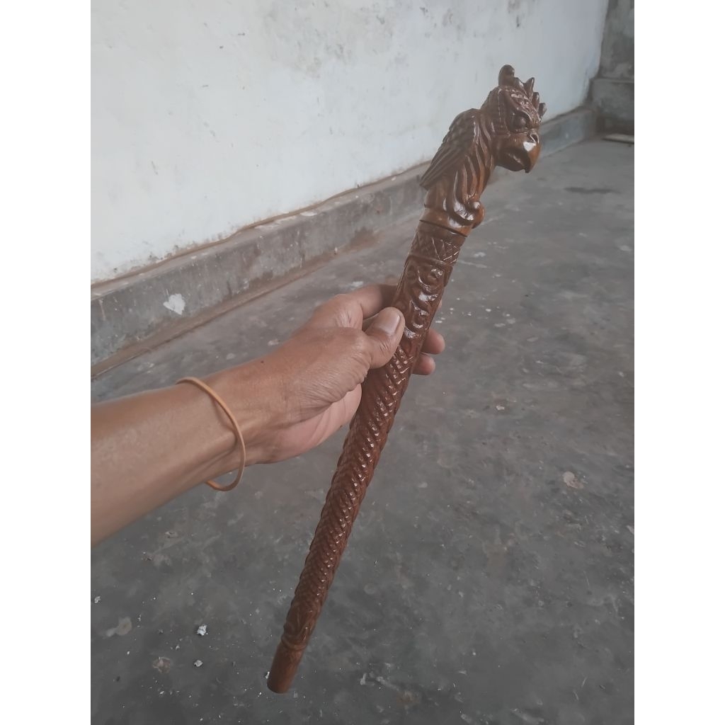 TONGKAT KOMANDO KERIS