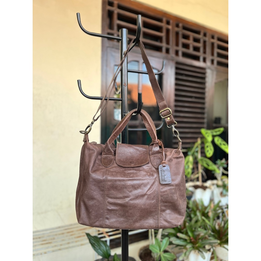 Tas Kulit Wanita ABEKANI CBAG Flap Hand Bag dengan Tali Panjang Ukuran Medium
