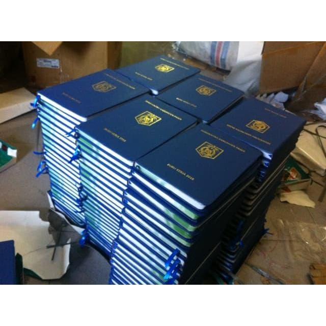 

Cetak agenda kerja custom bahan kulit hot print