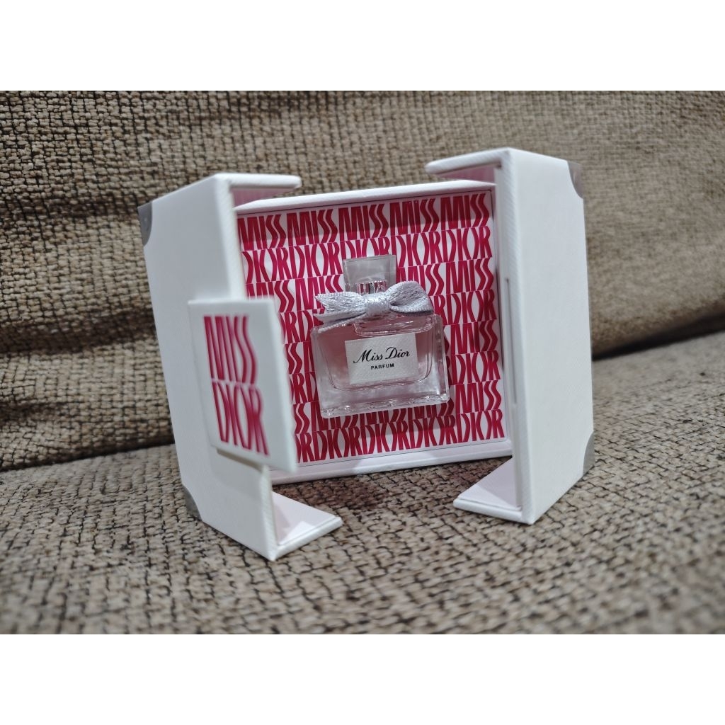 Miss Dior / MISS DIOR Parfum Original 5ml / Parfum Original